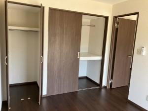 21683acd-bc94-4309-8e86-51c27f1ccd79