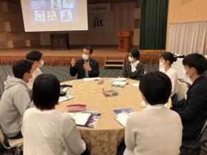 b40dbdab-e402-4b3f-8743-06ebcb62cdc3